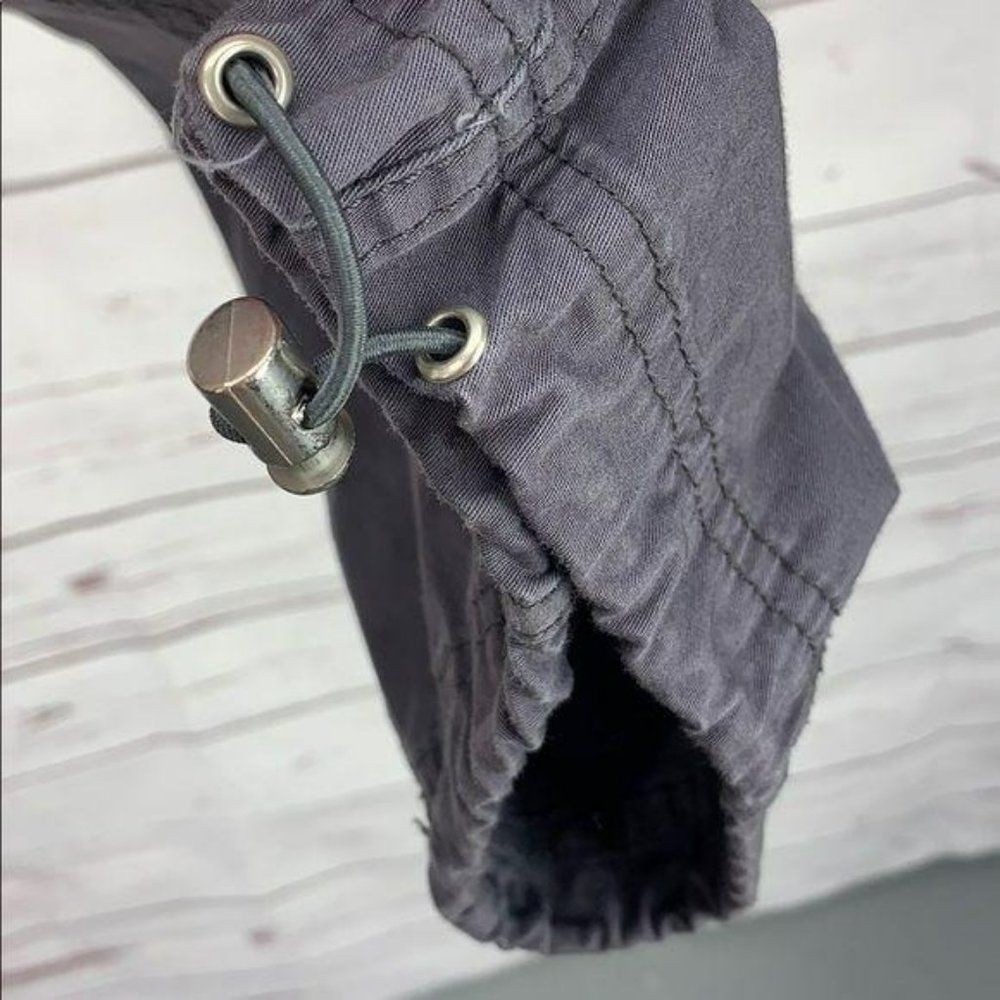 Natalie and Me Gray Medium cotton Capri Cargo Pants‎ - Picture 10 of 12